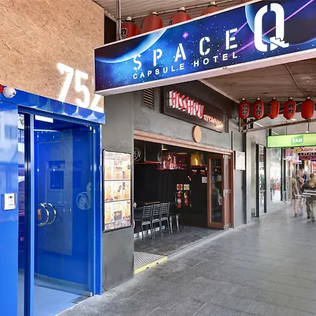 Space Q Capsule Hotel-2